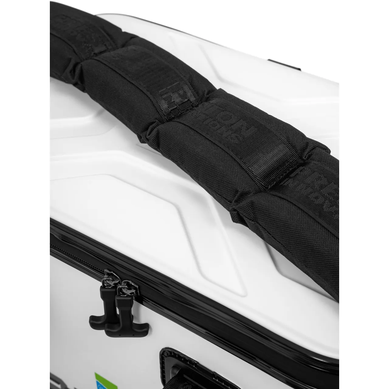P0130166_HardcaseCooler-22_Studio.webp Preston Hardcase Cooler