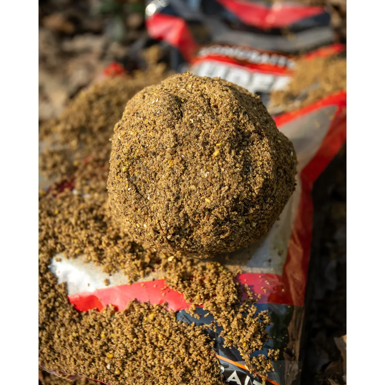 Sonubaits Super Feeder Roach Futterball